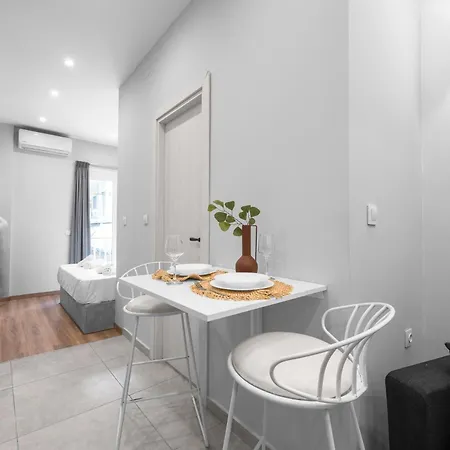 Mavili, The Luxury Apartmán