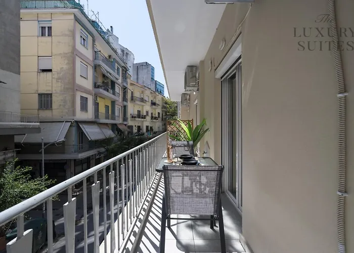 Mavili, The Luxury Saloniki